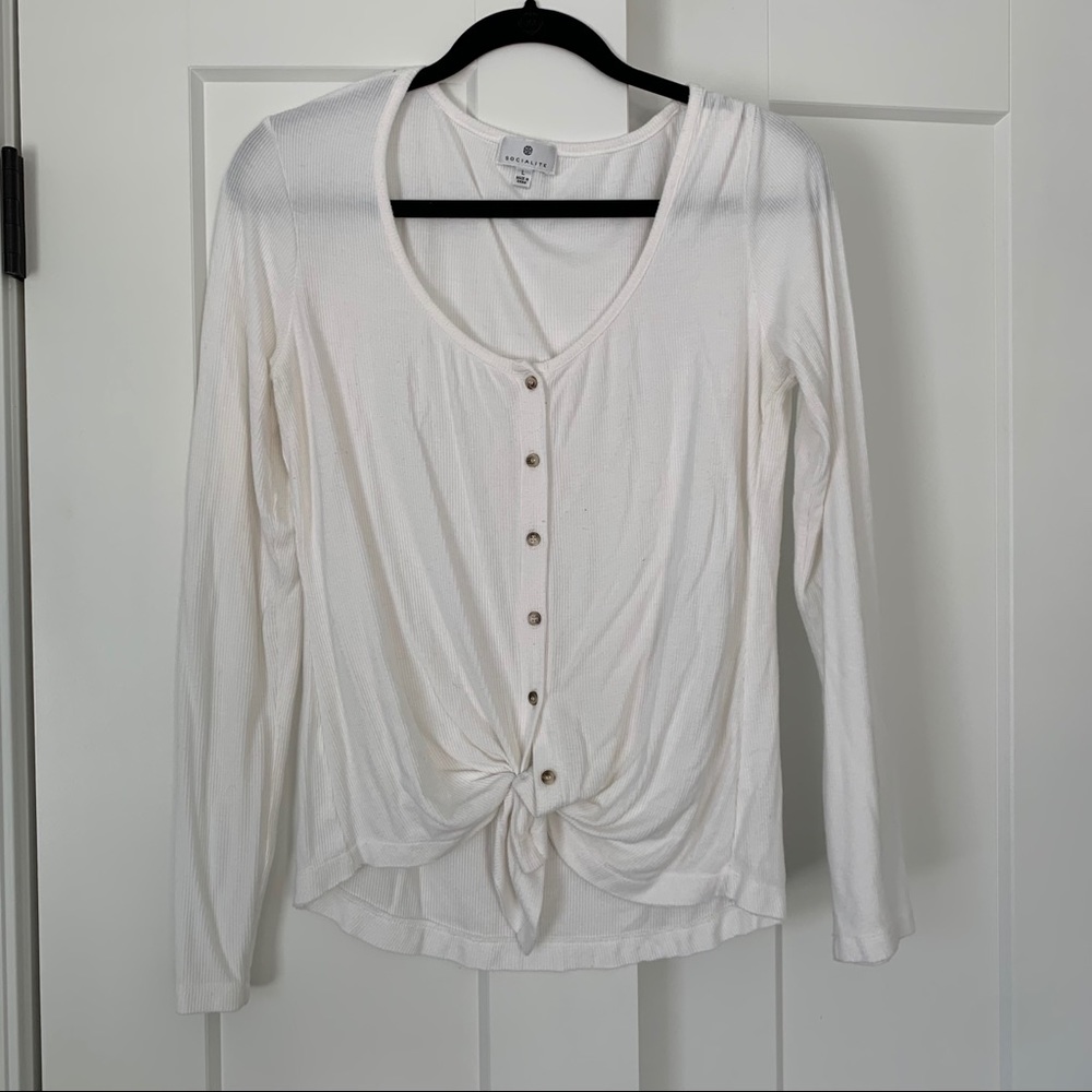 Socialite Button Front Top - Picture 3 of 5